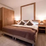 Hotel St. Georg - Business 4*