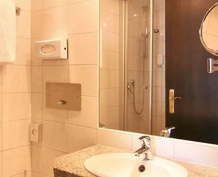 St Georg - Отель Регенсбург