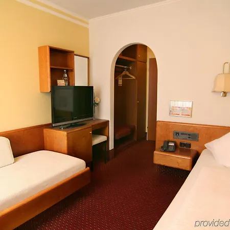 St Georg - Hotel Ratisbonne