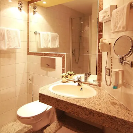 St Georg - 4* Регенсбург